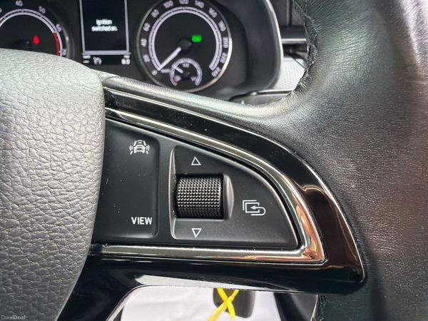 Skoda Kamiq 2020  TSI 1.0 Automatic Low Mileage 395617470