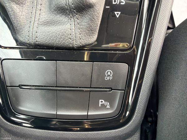 Skoda Kamiq 2020  TSI 1.0 Automatic Low Mileage 395617608