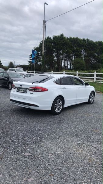 Ford Mondeo 2019 395618410