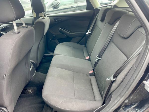 Ford Focus 2015 395626846