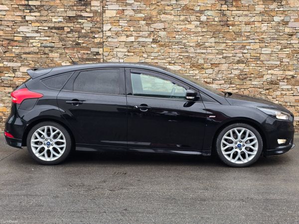 171 Ford Focus ST-Line 395747590