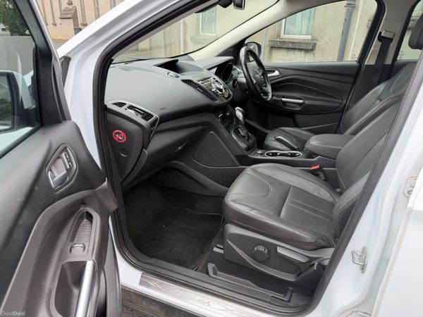 Ford Kuga 395773484