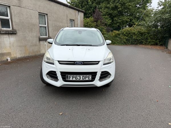 Ford Kuga 395773490