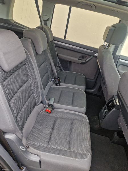 Volkswagen Touran 2015 395798424