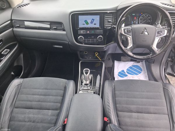 161 Mitsubishi Outlander  2.0 Petrol 4 Wheel Drive 395798930