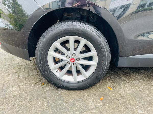 182 JAGUAR F-PACE 2.0D AWD PORTFOLIO AUTOMATIC 395872500