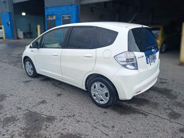 2012 Honda Fit  Hybrid Automatic/ Car Play 395888020