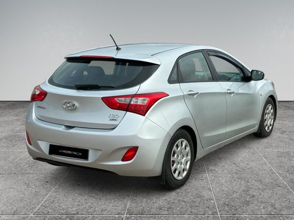 HYUNDAI I30 1.4 DSL CLASSIC 4DR 395897246