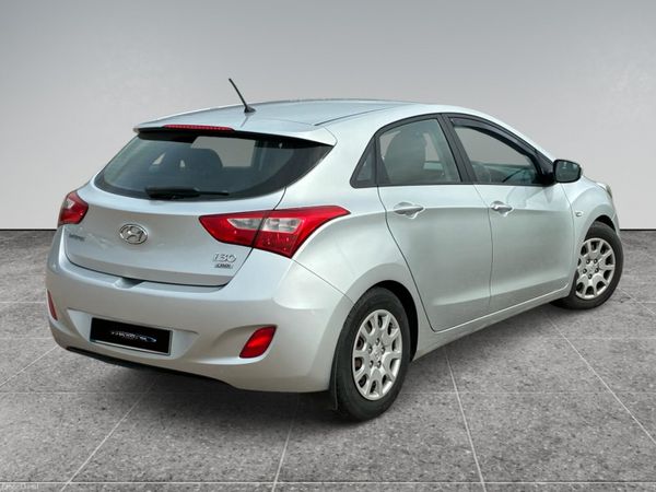 HYUNDAI I30 1.4 DSL CLASSIC 4DR 395897280