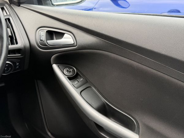 Ford Focus ZETEC EDITION 395800030