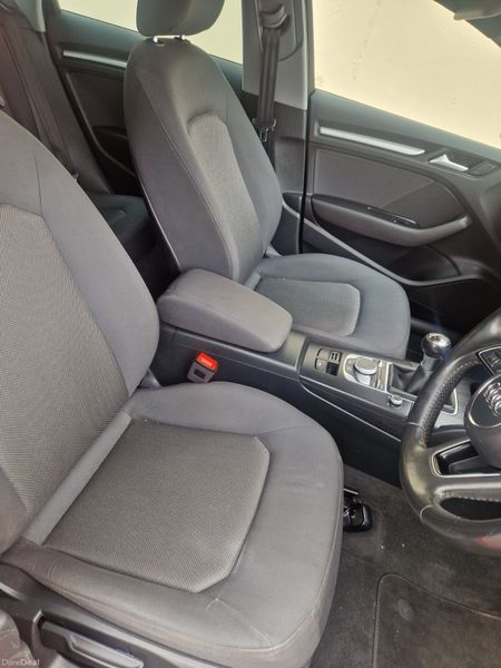 Audi A3 2016 395804324