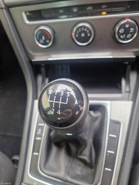 Volkswagen Golf 2014 395805472