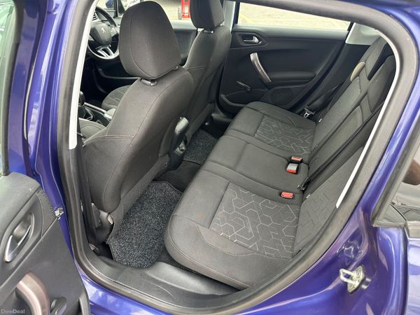 Peugeot 2008 2015 1.4 Hdi 70 bhp Active S/S 395806644