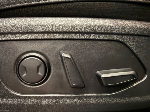 232 Kia Sorento K4 2.2D Auto / 7 Seat 395806920