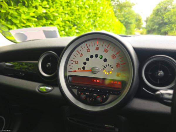 MINI COOPER D PIMLICO New Nct 08-27 Tax 04-27 395810784