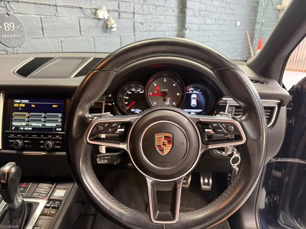 2015 Porsche Macan 3.0D **2 Seat Commercial** 395811982