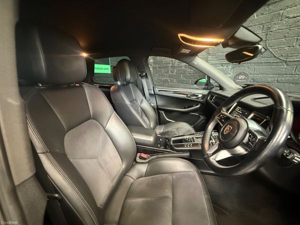 2015 Porsche Macan 3.0D **2 Seat Commercial** 395811994