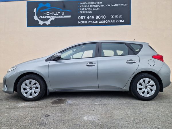 Toyota Auris 1.4 D4D Terra 395813224