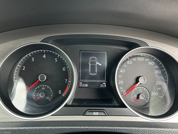 VOLKSWAGEN GOLF 2015, 1.2 5DR AUTO LOW KMS 395829108