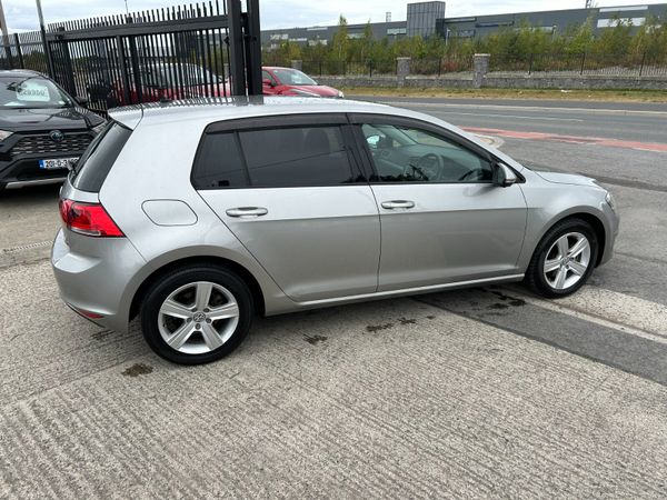 VOLKSWAGEN GOLF 2015, 1.2 5DR AUTO LOW KMS 395829118