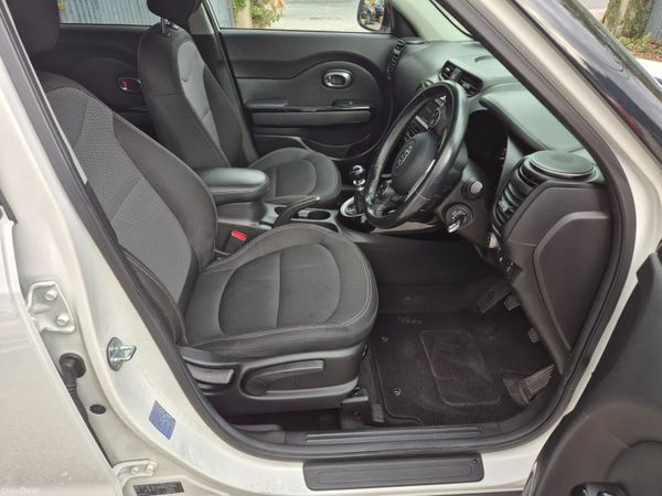 Kia Soul *Designer Edition* 395973384