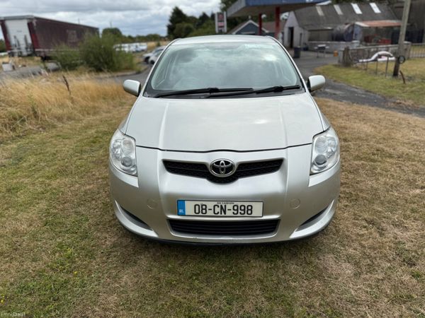 Toyota Auris 2008 395911422
