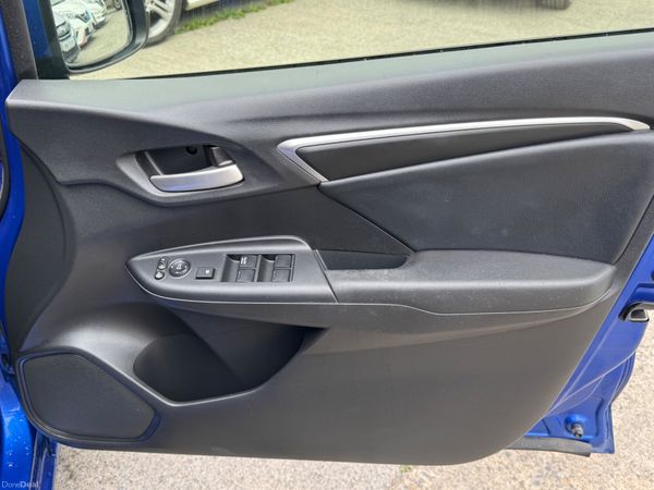 Honda Fit 1.5 Hybrid Auto 52000KM ONLY 2014 2 keys 395925014