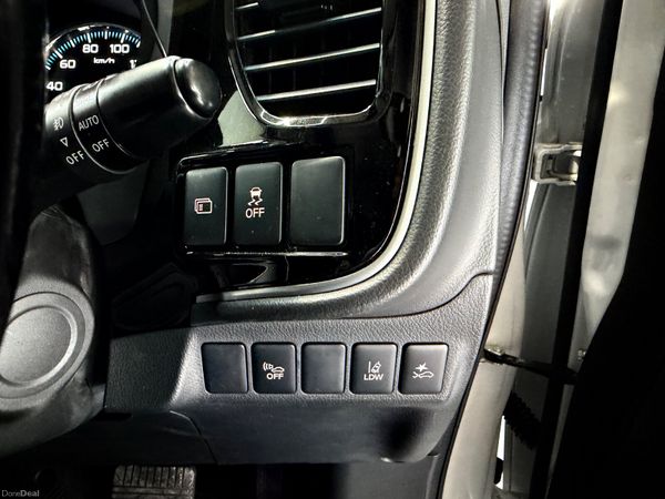 2018 Mitsubishi Outlander 2.0 Petrol Plug in Hybri 395930276