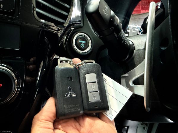 2018 Mitsubishi Outlander 2.0 Petrol Plug in Hybri 395930284