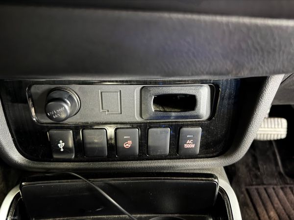2018 Mitsubishi Outlander 2.0 Petrol Plug in Hybri 395930290