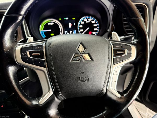 2018 Mitsubishi Outlander 2.0 Petrol Plug in Hybri 395930292
