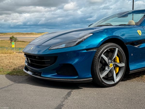 Ferrari Portofino 2022 | Massive Carbon Spec | 396062636