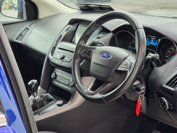 Ford Focus 2016 1.5 tdci high spec Titanium model 396074098