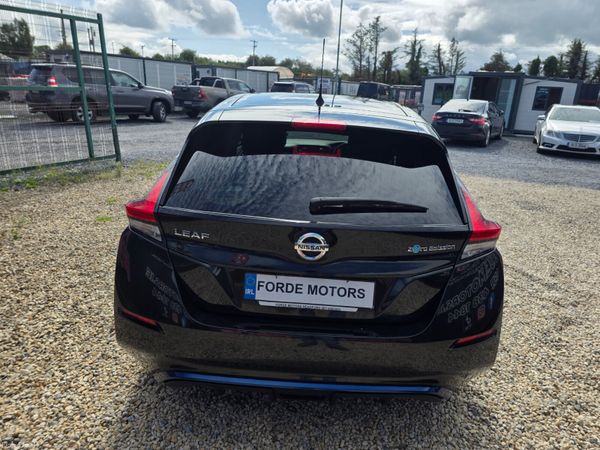 Nissan Leaf 2020 396089346