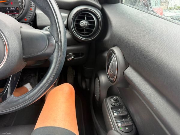 17 Mini Cooper 1.5 396027818