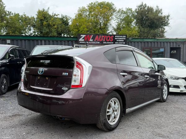 13 TOYOTA PRIUS HALF  LEATHER SEATS 396028006