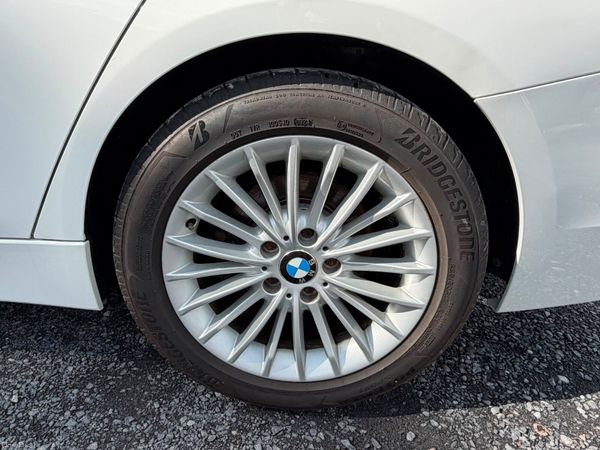 16 BMW 320D Luxury Tourer 396028482
