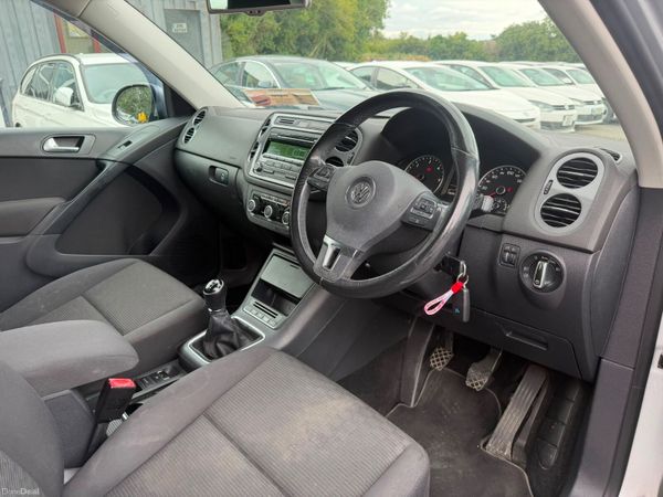 12 Volkswagen Tiguan 2.0 TDI 396028422