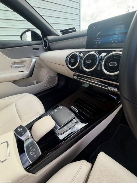Mercedes-Benz CLA 222 Night Edition 396147780