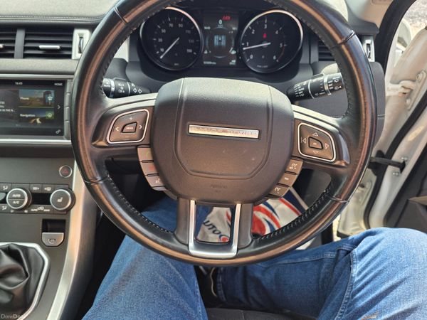 Land Rover Range Rover Evoque 2018 396147710