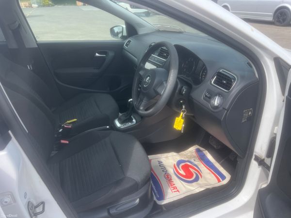 Volkswagen Polo 2011 NCT 07/27 396148140
