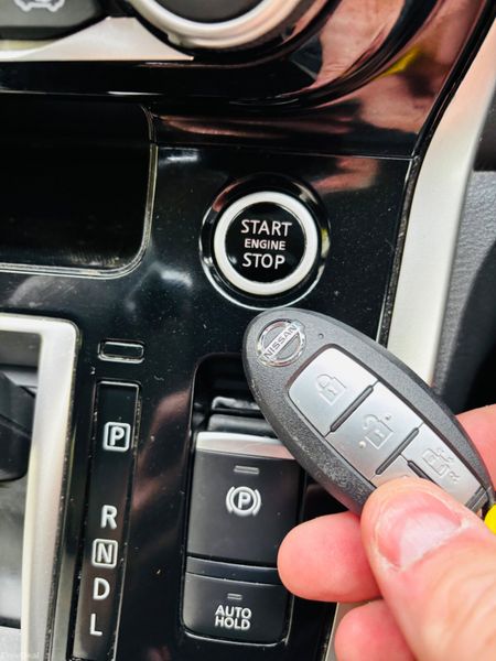 2017 NISSAN SERENA 2.0 HYBRID RIDER PRO PILOT 396152400