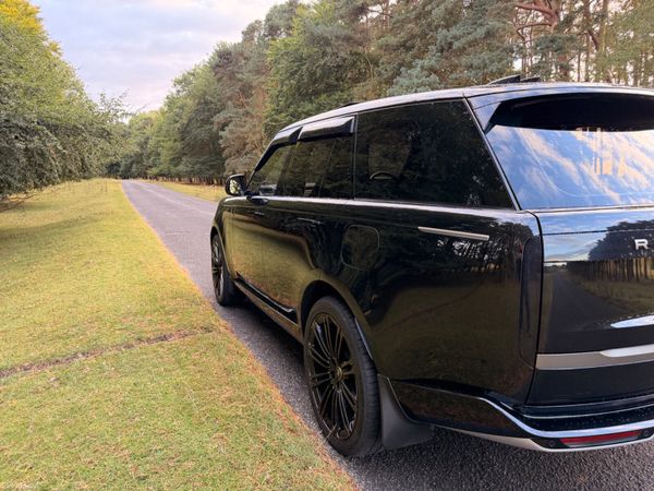 Land Rover Range Rover 2023 396165940