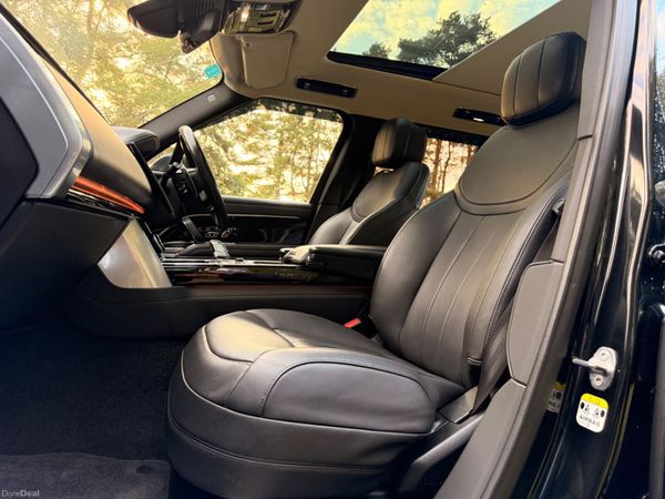 Land Rover Range Rover 2023 396165930