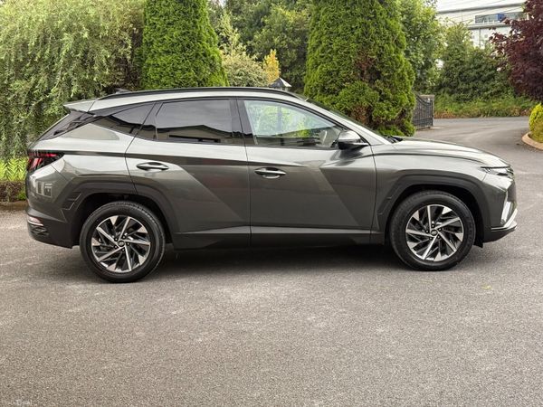Now Reserved! 221 Hyundai Tucson Executive! 396166802