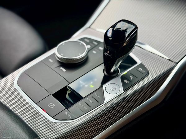 2022 BMW 330e M Sport PHEV 396170400