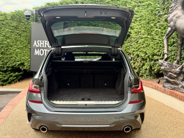 2022 BMW 330e M Sport PHEV 396170402