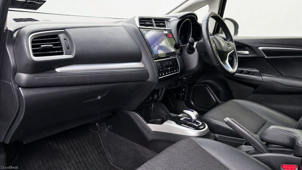 Honda Fit 1.5L Hybrid | L-Package | **Lowe Mileage 396198352