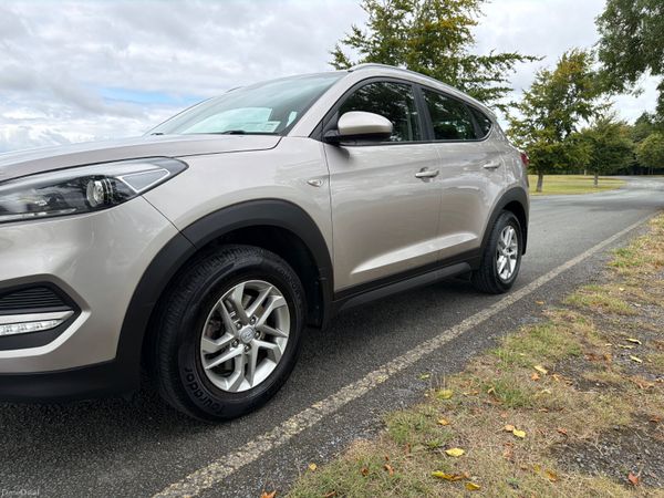 Hyundai Tucson 2016 Comfort Low Mileage 396111780
