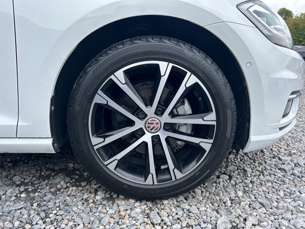 VW Golf 2.0 TDI AUTO 13,000KM! 396113986